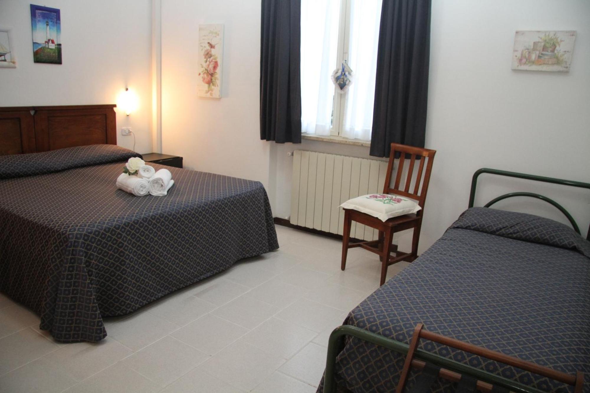 Residence I Due Pini Marina di Grosseto Oda fotoğraf